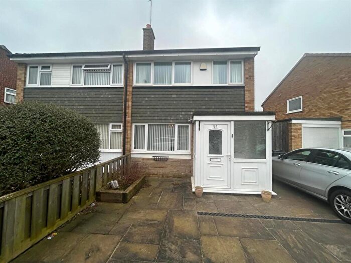 3 Bedroom Semi Detached House For Sale In Marina Road, Darlington, DL3