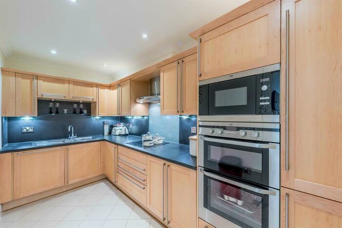 3 Bedroom Apartment To Rent In Station Road, Harborne, Birmingham, B17