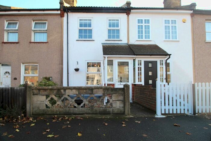 2 Bedroom Terraced House To Rent In Blenheim Road, Dartford, DA1