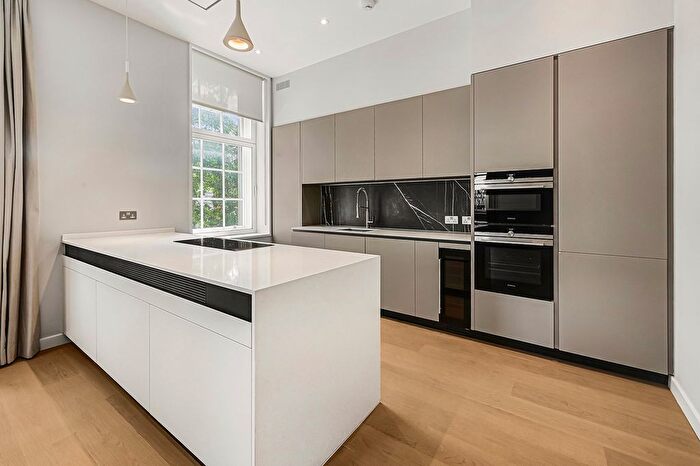 2 Bedroom Flat To Rent In Kings Road, Chelsea, SW3