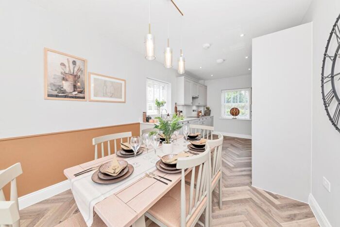 3 Bedroom Detached House For Sale In Hayle Field, High Street, Thurleigh, Bedford, MK44