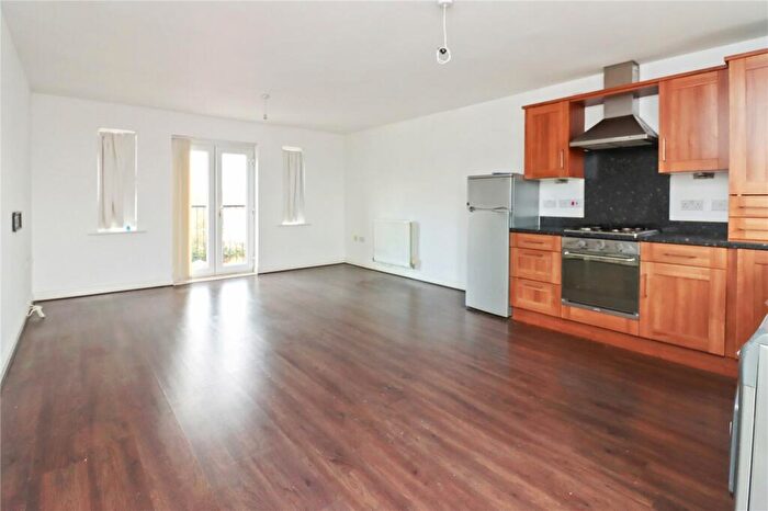 2 Bedroom Flat For Sale In Dunns Way, Blaydon-on-Tyne, NE21