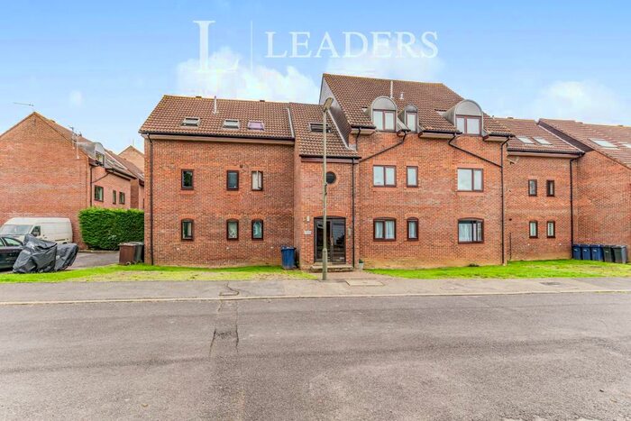 1 Bedroom Property To Rent In Killicks, Cranleigh, GU6