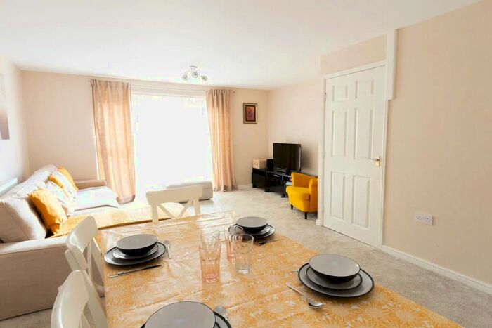 3 Bedroom Property To Rent In Guide Post Road, Manchester, M13