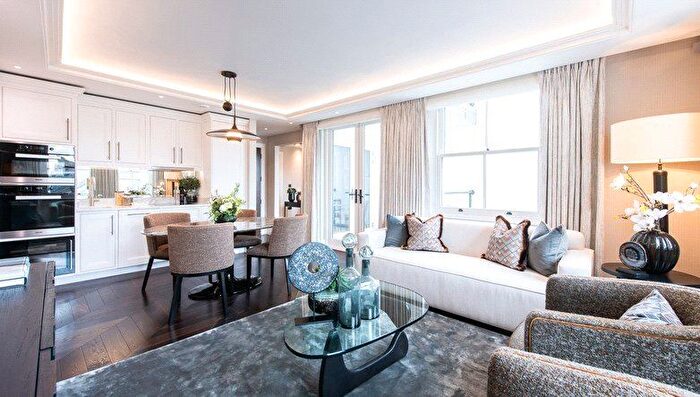 1 Bedroom Flat To Rent In Prince Of Wales Terrace, Kensington, W8