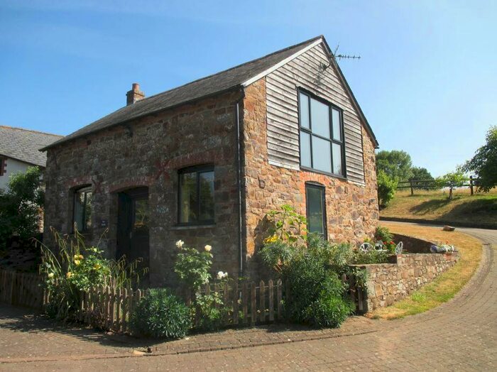 1 Bedroom Detached House For Sale In Warden Farm Cottages, North Tawton, Devon, EX20