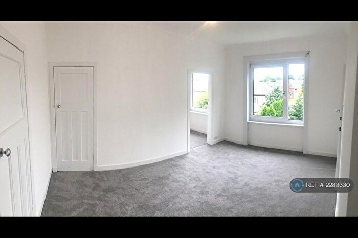 3 Bedroom Flat To Rent In Gladsmuir Road, Glasgow, G52