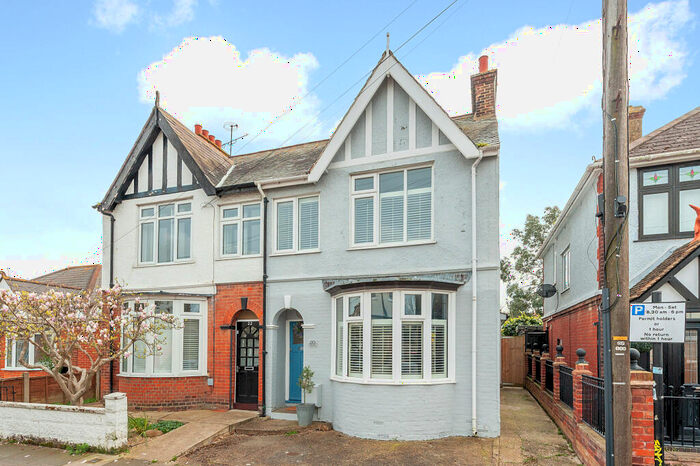 4 Bedroom Semi-Detached House For Sale In Railway Avenue, Whitstable, CT5