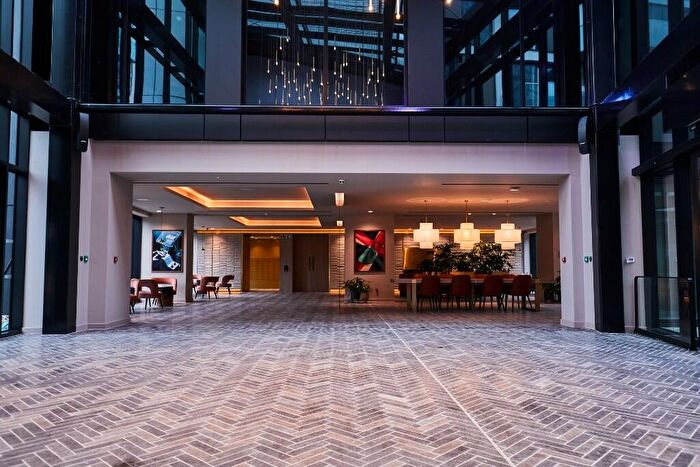 2 Bedroom Apartment To Rent In Angel Gardens, Manchester, Greater Manchester, M4