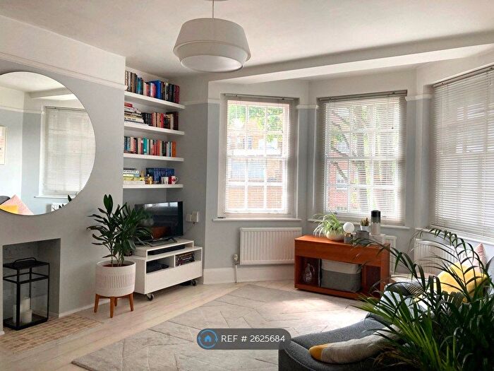 2 Bedroom Flat To Rent In Parkhurst Court, London, N7