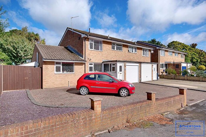 3 Bedroom Semi-Detached House For Sale In Todber Close, Bournemouth, BH11