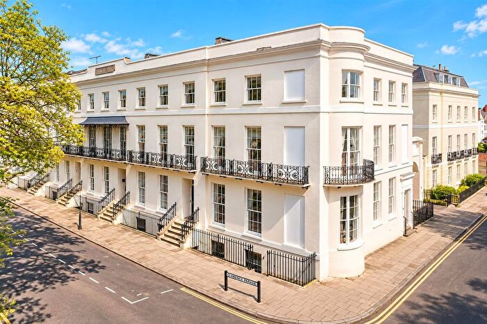 2 Bedroom Flat To Rent In Montpellier Spa Road, Cheltenham, GL50