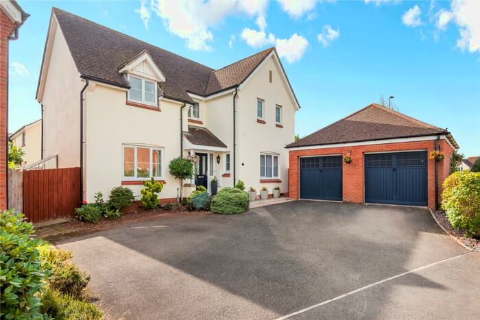 4 Bedroom Detached House For Sale In Broadclyst, Exeter, EX5