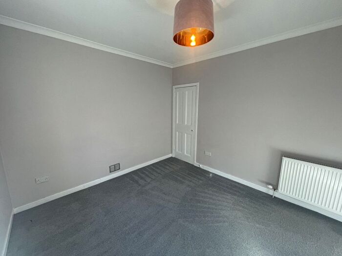 2 Bedroom Flat To Rent In Kenilworth Avenue, Dundee, DD4