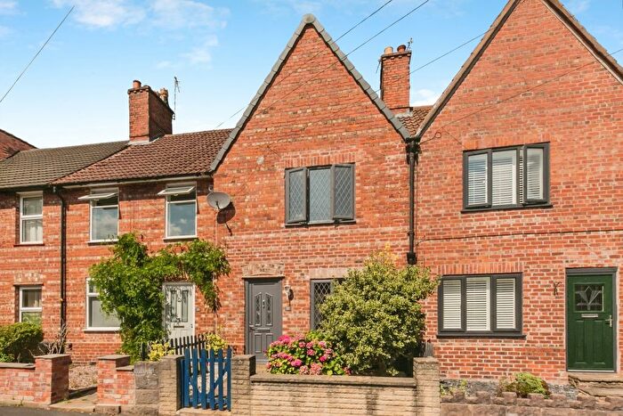 2 Bedroom Terraced House For Sale In Grange Road, Macclesfield, Cheshire, SK11