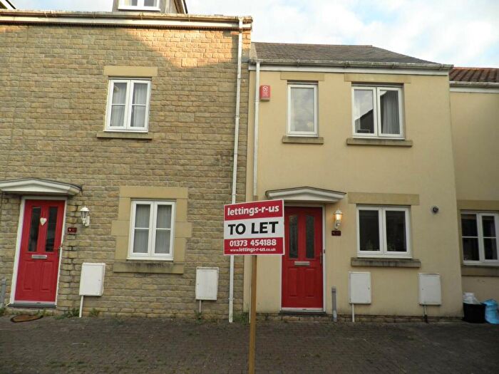 2 Bedroom House To Rent In Marleys Way, Frome, Somerset, BA11