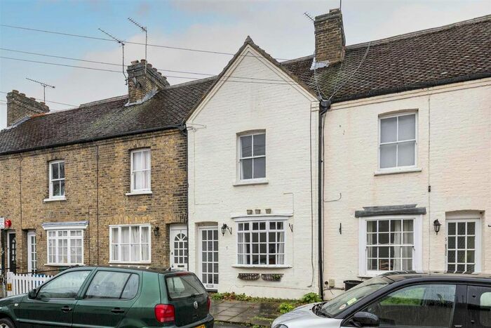 2 Bedroom Cottage To Rent In Princes Road, Richmond, TW10