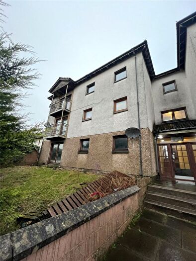3 Bedroom Flat For Sale In Calder Glen Courts, Mull, Airdrie, North Lanarkshire, ML6