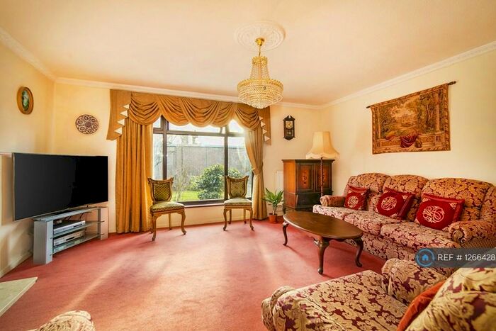 4 Bedroom End Of Terrace House To Rent In Welsh Close, London, E13