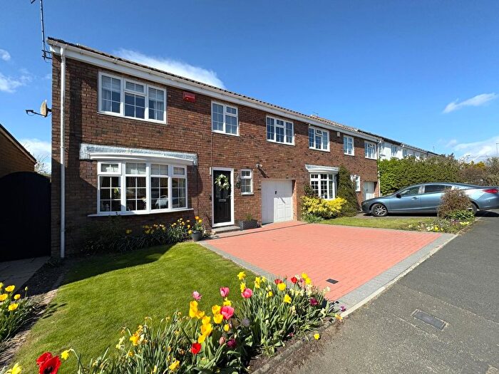 4 Bedroom End Of Terrace House For Sale In The Paddock, Elwick, Hartlepool, TS27
