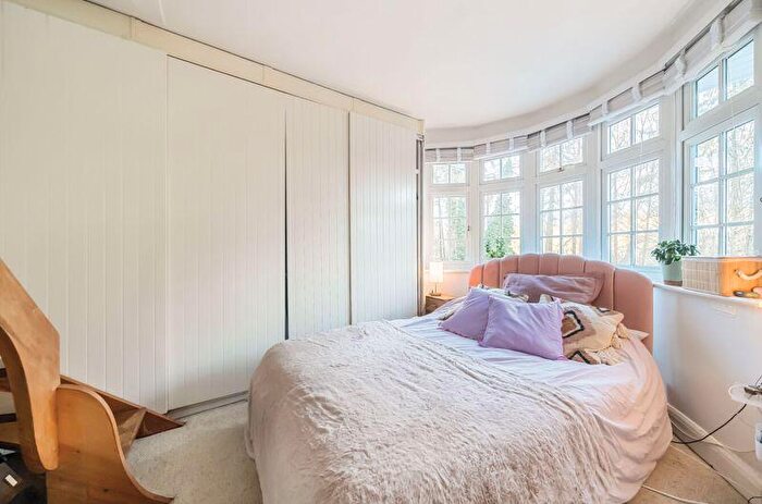 2 Bedroom Detached Bungalow For Sale In Valley Road, Kenley, CR8