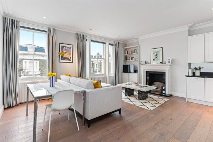 2 Bedroom Apartment To Rent In Redcliffe Street, London, SW10