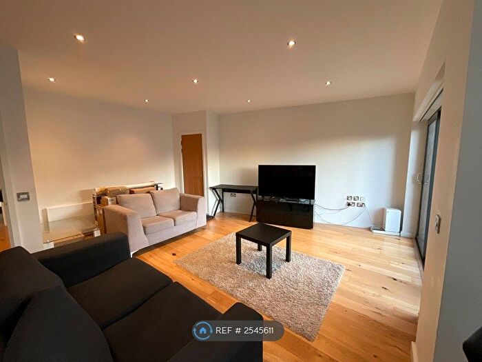 1 Bedroom Flat To Rent In Boleyn Road, London, N16
