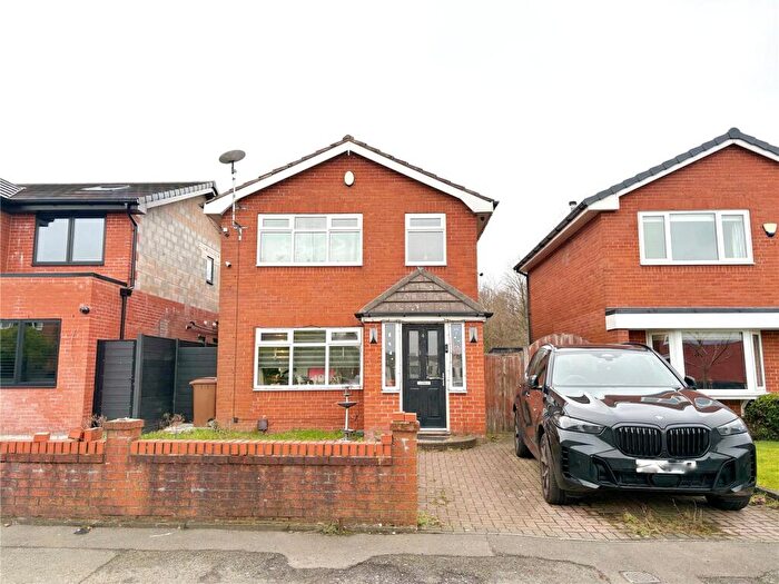 4 Bedroom Detached House For Sale In Honiton Close, Hopwood, Greater Manchester, OL10