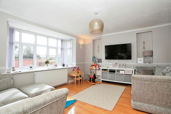 4 Bedroom Detached House For Sale In Peterborough Road, Farcet, Peterborough, PE7