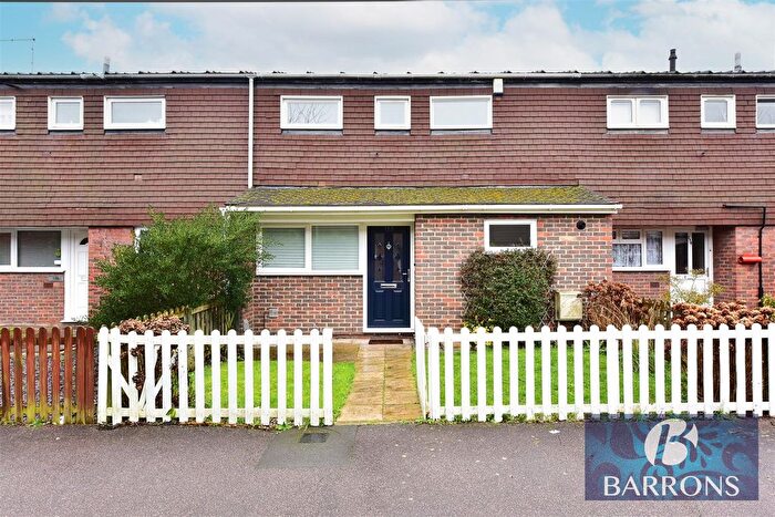 3 Bedroom Terraced House For Sale In Wheatcroft, Cheshunt, EN7