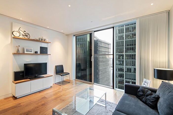 Apartment To Rent In The Heron, Moor Lane, EC2Y