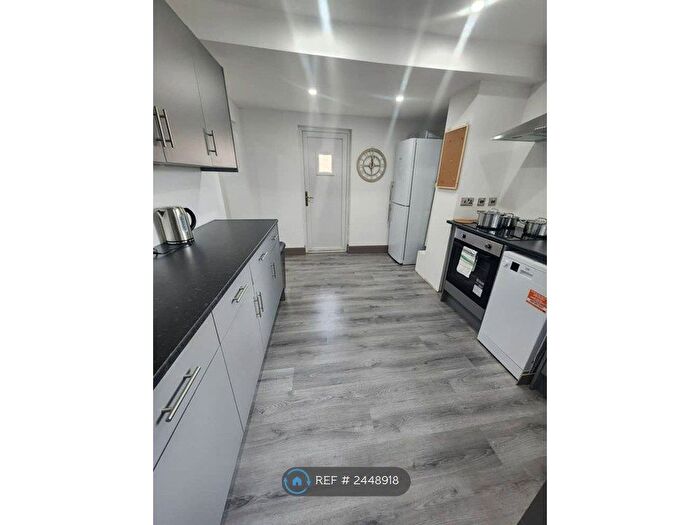 5 Bedroom Terraced House To Rent In Stafford Street, Gillingham, ME7