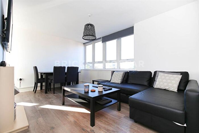 2 Bedroom Apartment To Rent In £pppw King Charles Tower, Shieldfield, Newcastle Upon Tyne, NE2