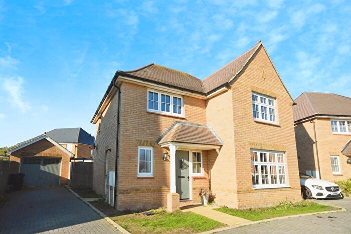 4 Bedroom Detached House For Sale In Radley Avenue, Silver End, Witham, CM8