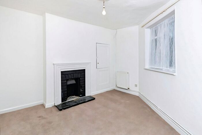 2 Bedroom Cottage To Rent In The Crescent, Steeple Bumpstead, CB9