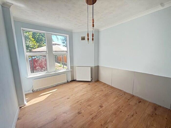 2 Bedroom Flat To Rent In Bury Street, London, N9