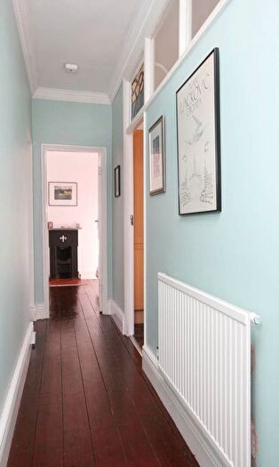 1 Bedroom Flat To Rent In Gainsborough House, London, SW1P