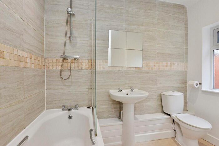 3 Bedroom Terraced House For Sale In Cambridge Street, Wolverton, Milton Keynes, MK12