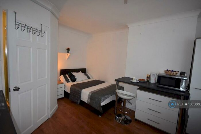 Studio To Rent In Lilac Road, Southampton, SO16 - Photo 2