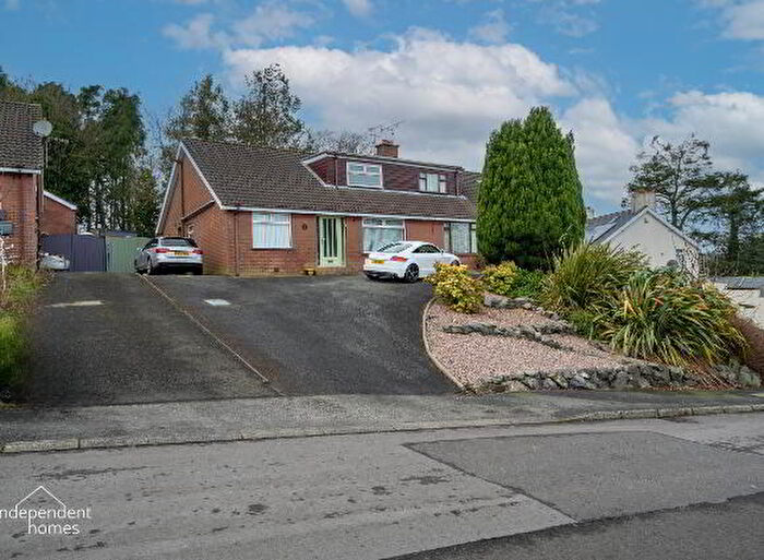 4 Bedroom Semi-detached Chalet Bungalows For Sale In Inverbeg Court, Larne, BT40