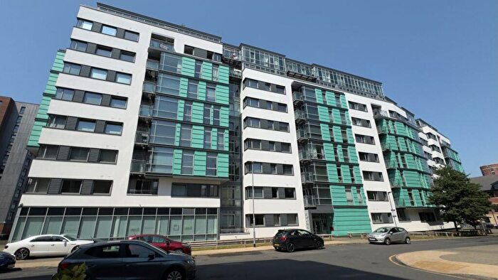 1 Bedroom Flat For Sale In Apartment Manor Mills, Ingram Street, Leeds, West Yorkshire, LS11