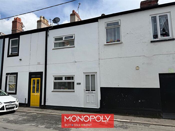 2 Bedroom House For Sale In Bronwylfa Square, St. Asaph, LL17