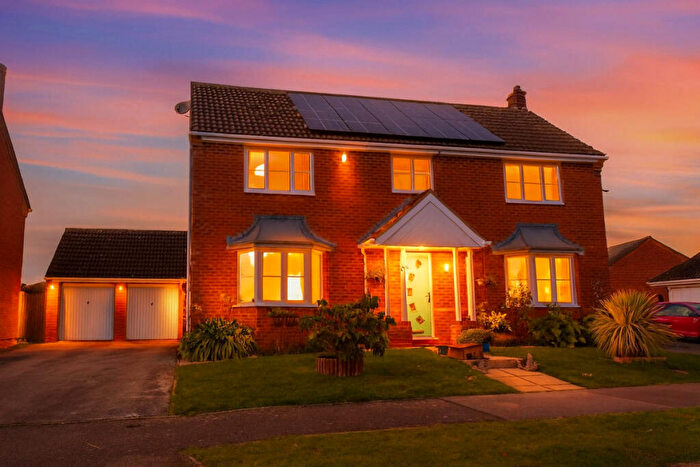 4 Bedroom Detached House For Sale In Wilkie Drive, Sleaford, NG34