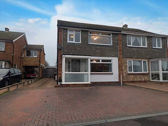 3 Bedroom Semi-Detached House For Sale In Lymington Avenue, Great Clacton, CO15