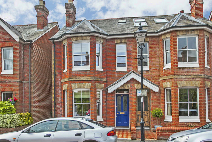 4 Bedroom Semi-Detached House To Rent In Monks Road, Winchester, SO23