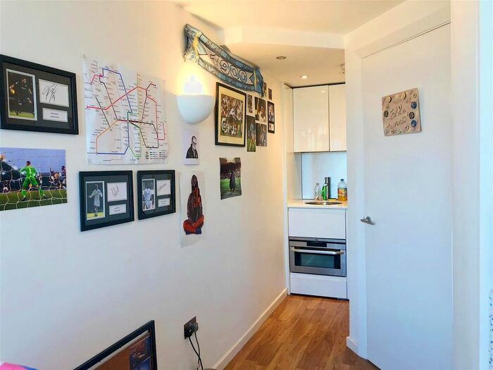 1 Bedroom Flat To Rent In Bridgewater Place, Water Lane, Leeds, LS11