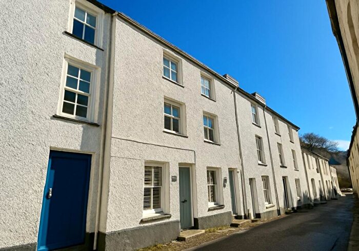 2 Bedroom Terraced House For Sale In Shell Cottage, North Street, Fowey, Cornwall, PL23