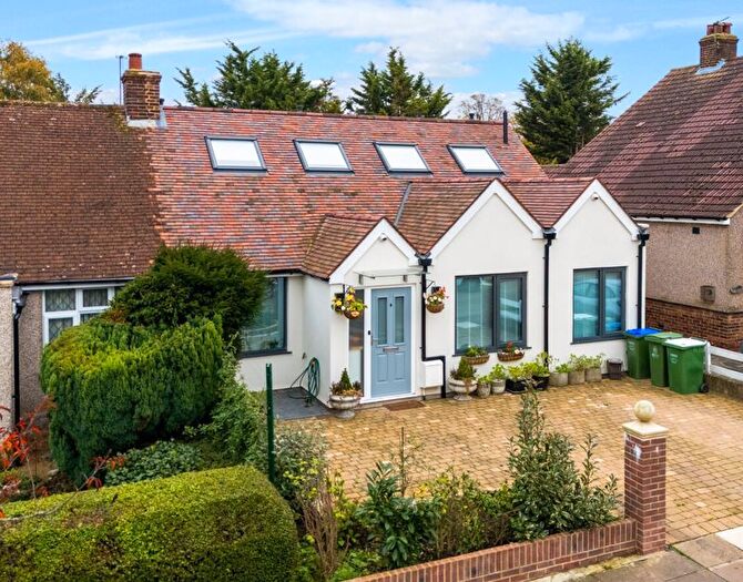 5 Bedroom Semi Detached House For Sale In Marechal Niel Avenue, Sidcup, DA15