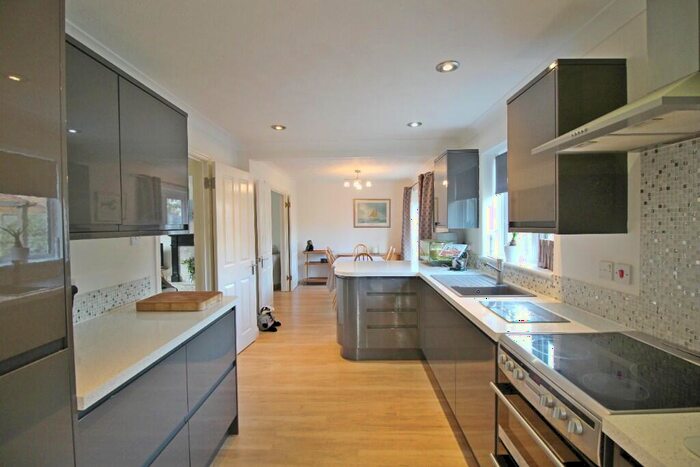 4 Bedroom Detached House For Sale In Barleyfield, Langtoft, PE6