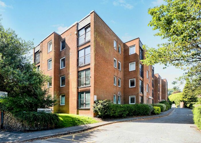 1 Bedroom Flat For Sale In London Road, Patcham, Brighton, BN1